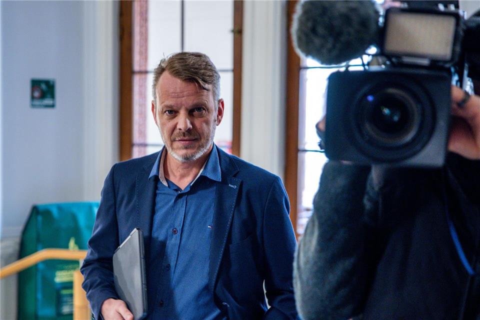 AfD-Fraktionschef Nikolaus Kramer soll seinen Posten bald an Landeschef Enrico Schult übergeben.Jens Büttner/dpa