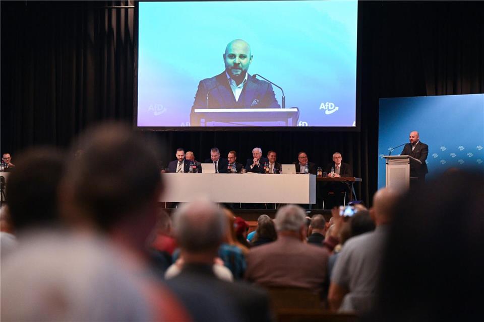 AfD-Landeschef Markus Frohnmaier will Ministerpräsident werden - hat aber kaum Chancen. (Archivbild)Bernd Weißbrod/dpa