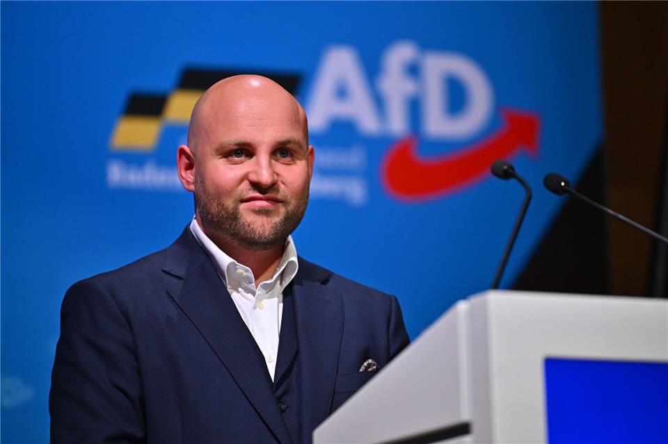 AfD-Landesvorsitzender Markus Frohnmaier. Es gibt großes Interesse an der ausverkauften Veranstaltung. (Archivbild) Jan-Philipp Strobel/dpa