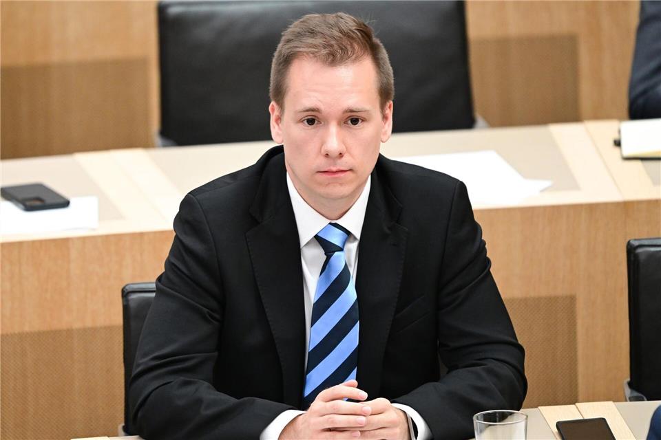 AfD-Mann Lindenschmid wurde 2021 für den Wahlkreis Backnang in den Landtag gewählt. (Archivbild)Bernd Weißbrod/dpa
