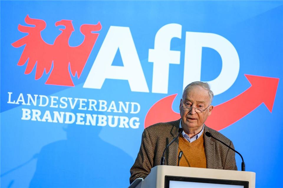 AfD-Mitgründer Alexander Gauland attackiert die CDU.Patrick Pleul/dpa