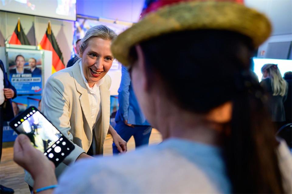 AfD-Parteichefin Weidel unterstützte den Kommunalwahlkampf ihrer Partei in Niedersachsen. (Archivbild)Philipp Schulze/dpa