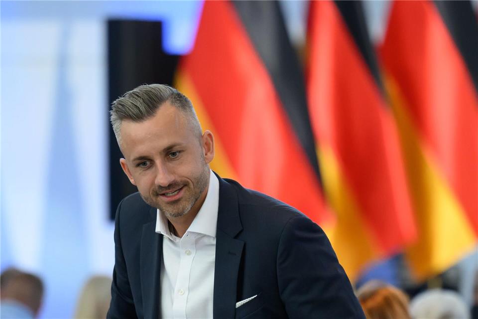 AfD-Politiker Ulrich Siegmund hält das Prüfverfahren im Landtag für unnötig. (Archivbild)Hendrik Schmidt/dpa
