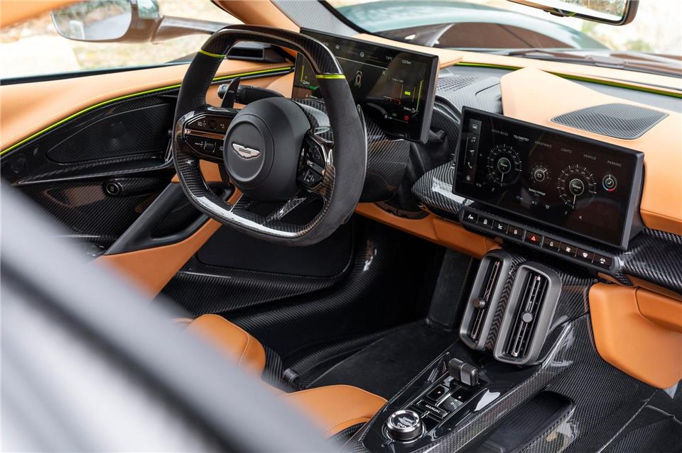Agent mit Hypercar: Im Valhalla-Cockpit darf man sich fühlen wie 007.Max Earey/Aston Martin/dpa-tmn