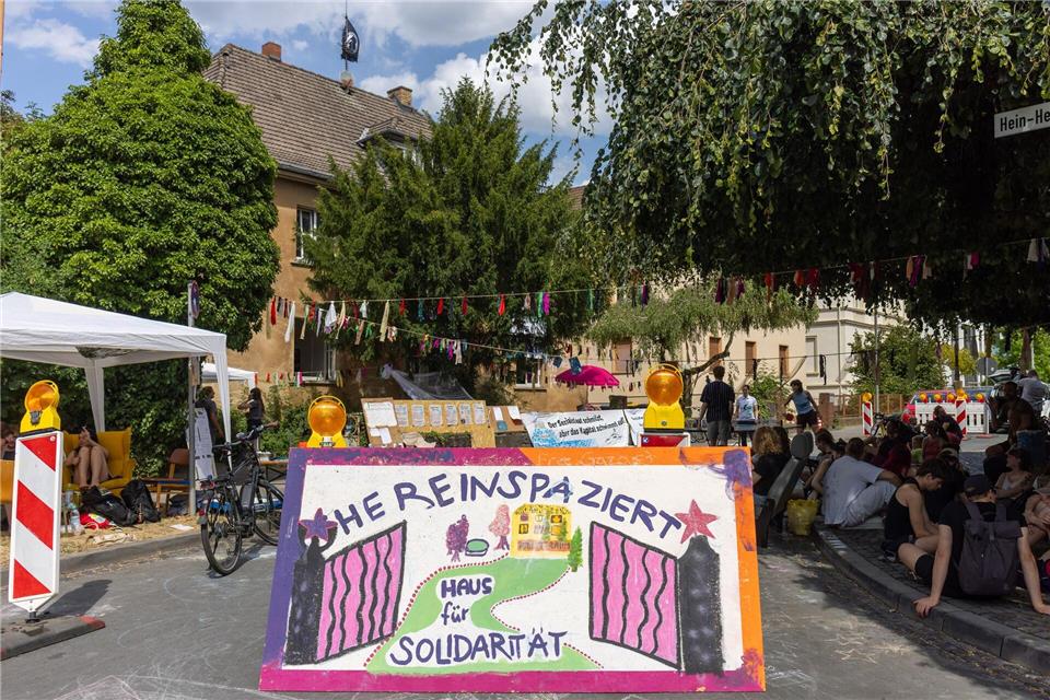 Aktivisten werfen der Universitätsleitung vor, eine Gesprächsbereitschaft lediglich vorzutäuschen.Christian Lademann/dpa