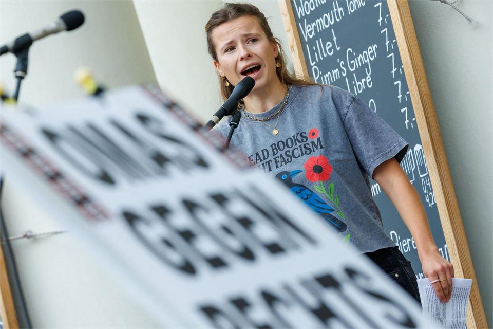 Aktivistin Luisa Neubauer war kurz vor der Landtagswahl zu Gast in Schwerin.Jens Büttner/dpa