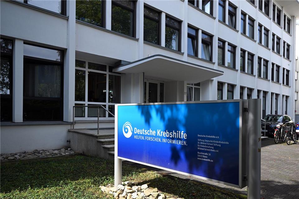 Aktuell fördert die Deutsche Krebshilfe 14 Spitzenzentren. (Symbolbild)Federico Gambarini/dpa