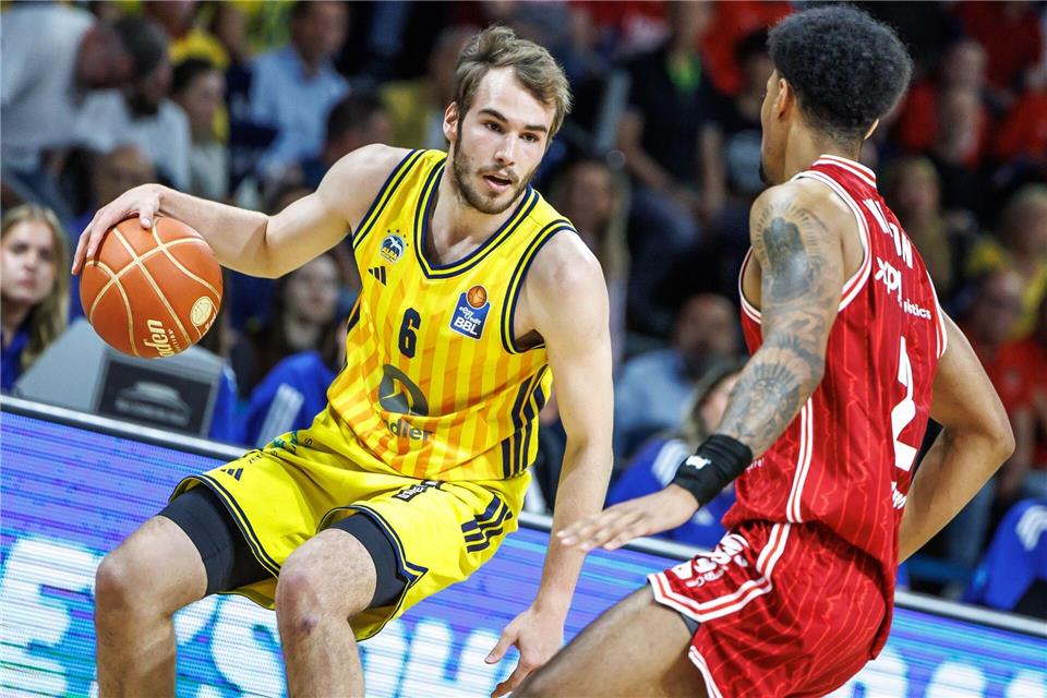 Alba und Nationalspieler Malte Delow gewannen das entscheidende Spiel.Andreas Gora/dpa