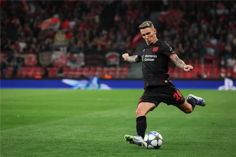 Alejandro Grimaldo verlässt Bayer Leverkusen nach drei Jahren. (Archivbild)Christian Charisius/dpa