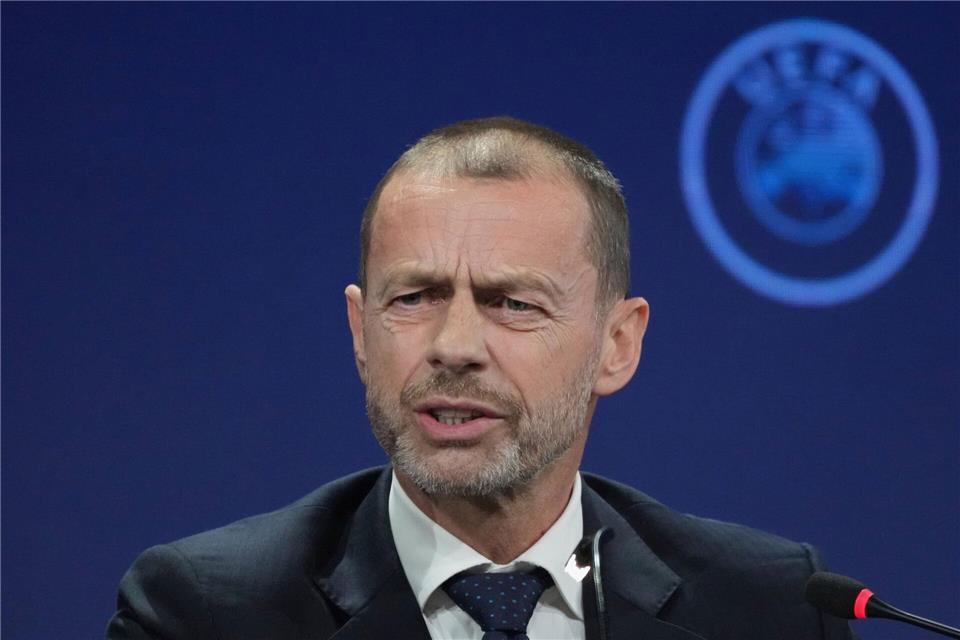 Aleksander Ceferin führt den Aufstand gegen Gianni Infantino an. (Archivbild)Darko Vojinovic/AP/dpa