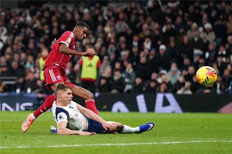 Alexander Isak trifft nach Wirtz-Vorlage gegen Tottenham.Harvey Murphy/News Images via ZUMA Press Wire/dpa