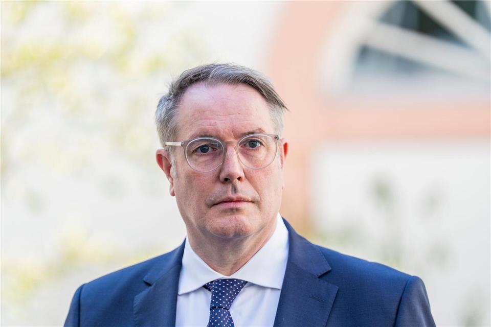 Alexander Schweitzer führt die Koalitionsverhandlungen - dann will er Landtagsabgeordneter sein. Andreas Arnold/dpa