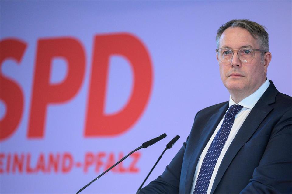 Alexander Schweitzer geht nach Berlin - und wer folgt in Rheinland-Pfalz nach? (Archivbild)Hannes P. Albert/dpa