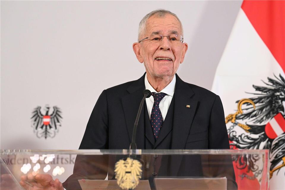 Alexander Van der Bellen will Kindern das Anfeuern ermöglichen. (Archivbild)Helmut Fohringer/APA/dpa