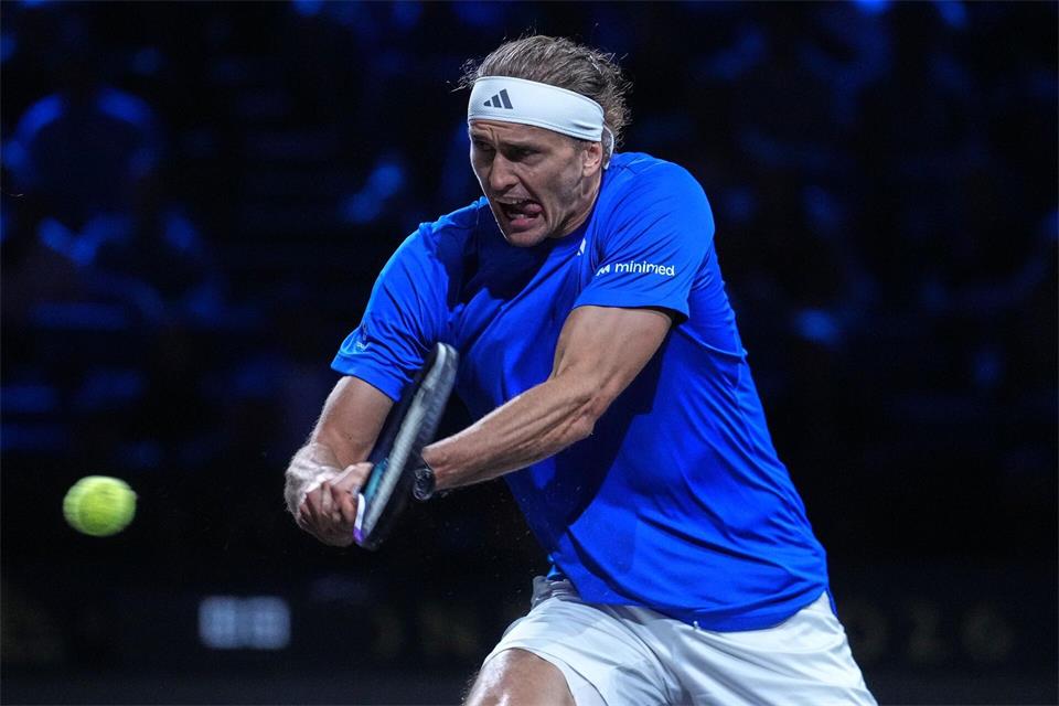 Alexander Zverev beim Laver Cup in Aktion. Maja Smiejkowska/AP/dpa