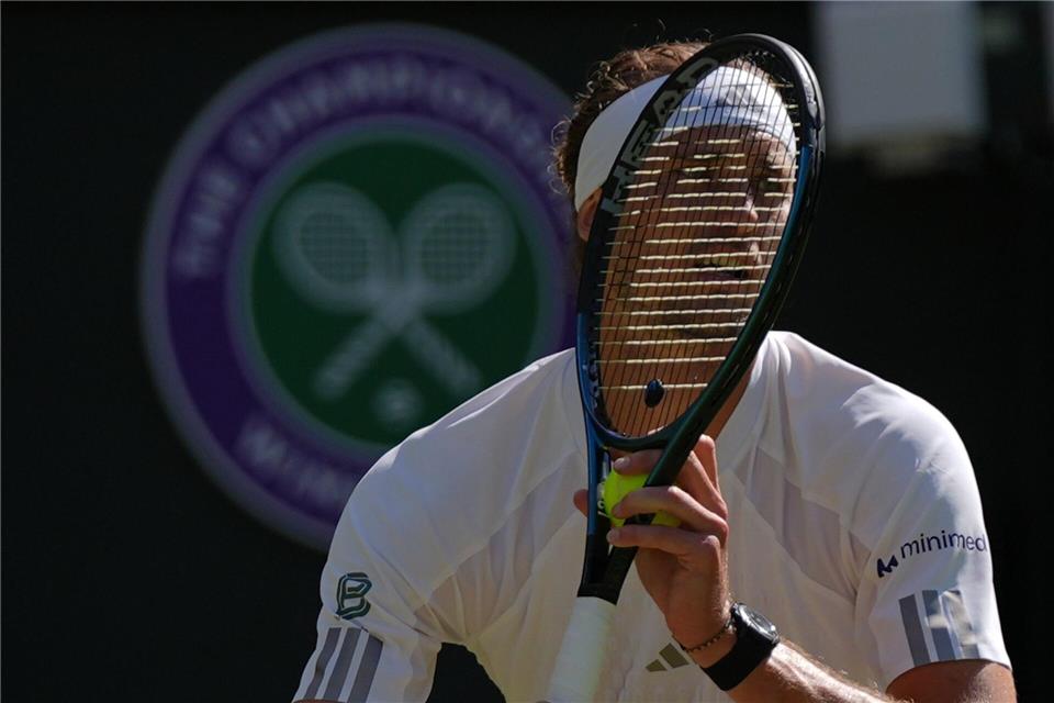 Alexander Zverev dominierte die Zweitrunden-Begegnung bis auf einen kurzen Wackler klar.Maja Smiejkowska/AP/dpa