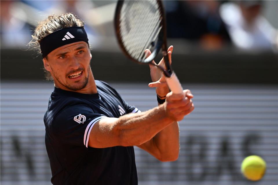 Alexander Zverev gewann mit seinem brasilianischen Kumpel Marcelo Melo in Halle die erste Runde im Doppel. (Archivbild)Emma Da Silva/AP/dpa