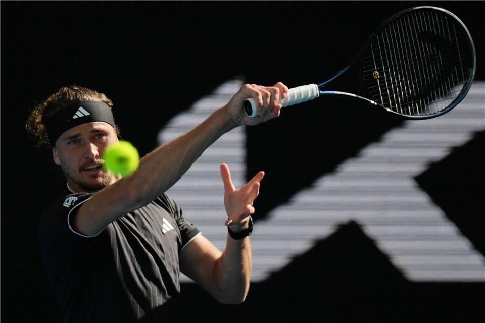 Alexander Zverev hat bei den Australian Open souverän das Viertelfinale erreicht.Aaron Favila/AP/dpa