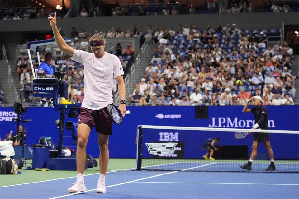Alexander Zverev in Jubelpose.Frank Franklin II/AP/dpa