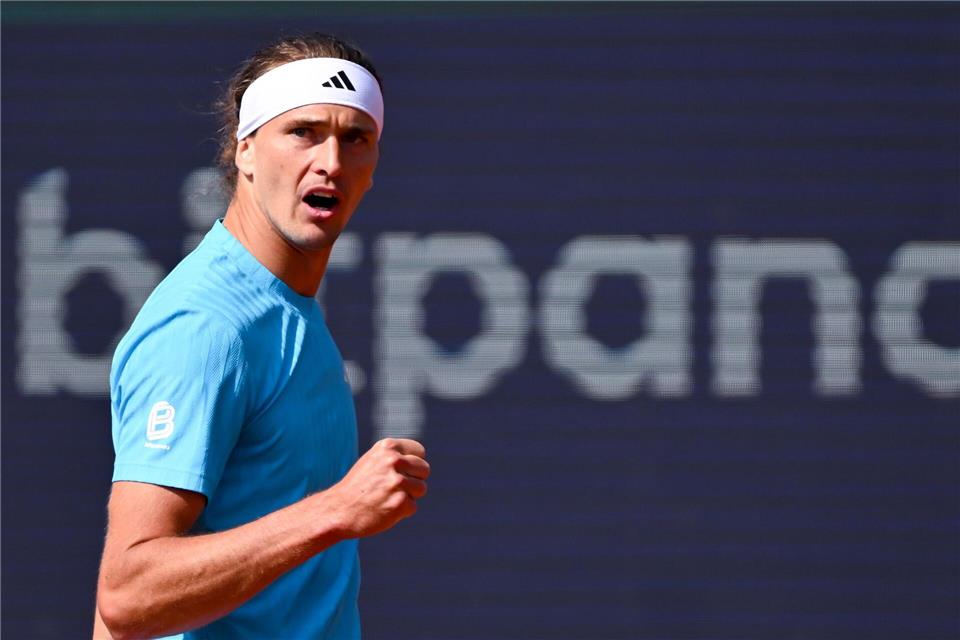 Alexander Zverev jubelt über den Einzug ins Viertelfinale.Sven Hoppe/dpa