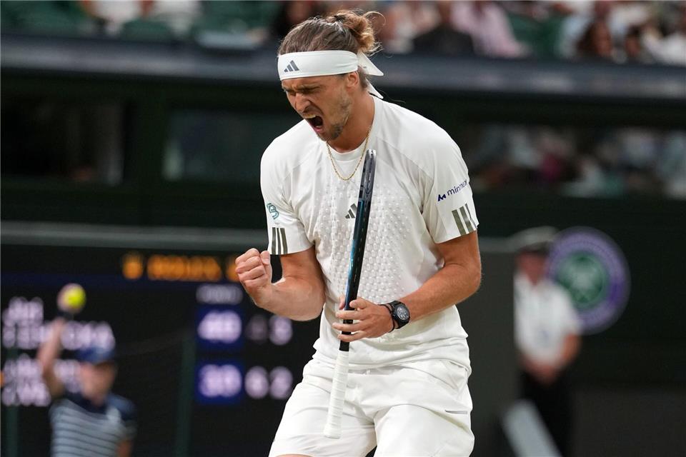 Alexander Zverev möchte erstmals ins Viertelfinale von Wimbledon.Kirsty Wigglesworth/AP/dpa