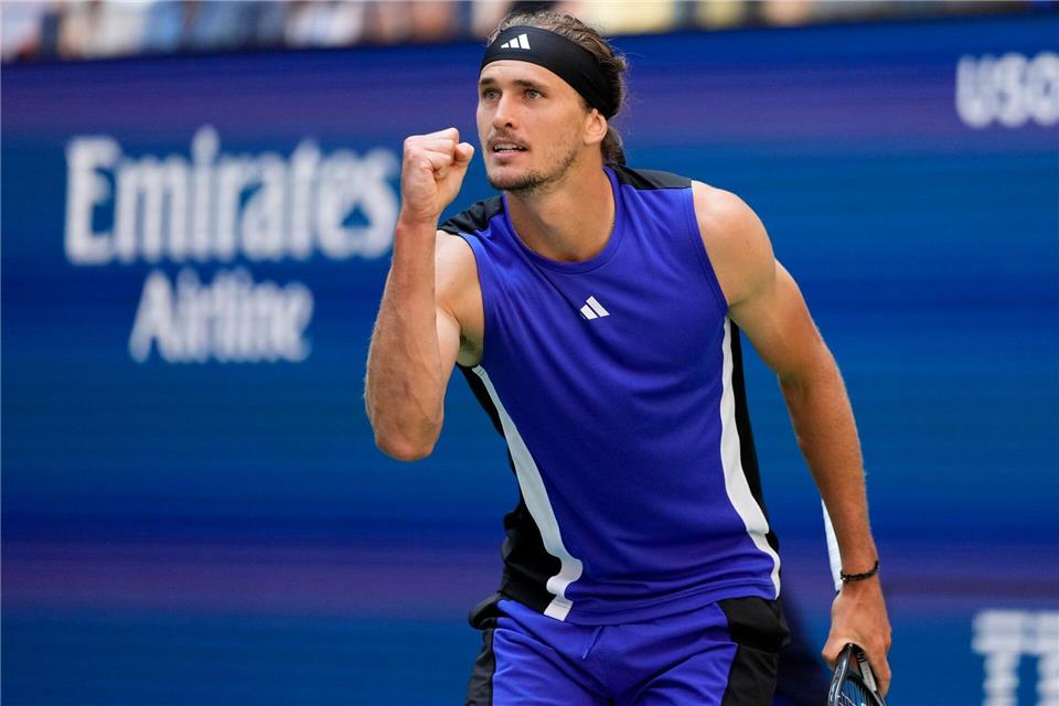 Alexander Zverev möchte mit der Schweizerin Belinda Bencic bei den US Open um den Mixed-Titel spielen.Kirsty Wigglesworth/AP