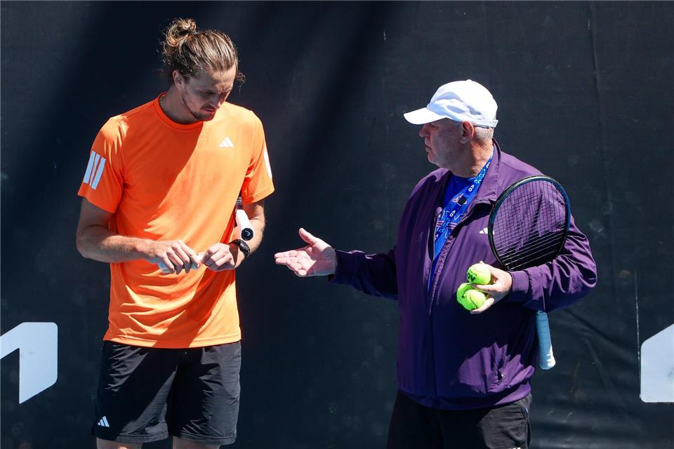 Alexander Zverev scheint der Fuß vor der Partie gegen Cameron Norrie keine Sorgen zu bereiten.Frank Molter/dpa