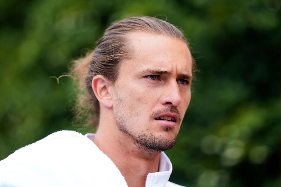 Alexander Zverev spielt um den Einzug ins Wimbledon-Endspiel.John Walton/PA Wire/dpa