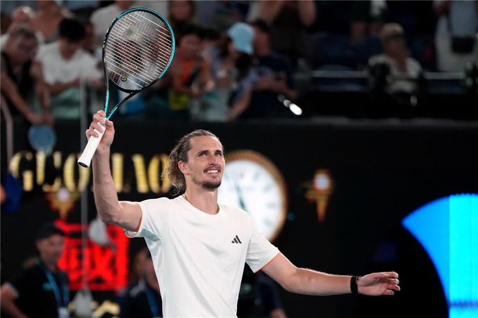 Alexander Zverev will auch nach seinem Halbfinale gegen Carlos Alcaraz jubeln.Dar Yasin/AP/dpa