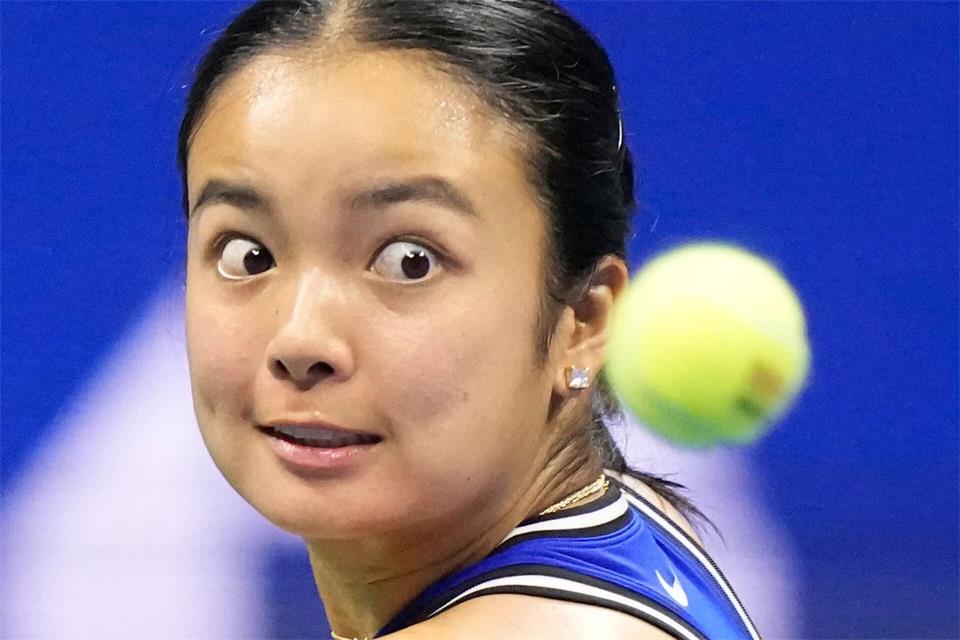 Alexandra Ealain aus den Philippinen spielt bei den US Open.Frank Franklin II/AP/dpa