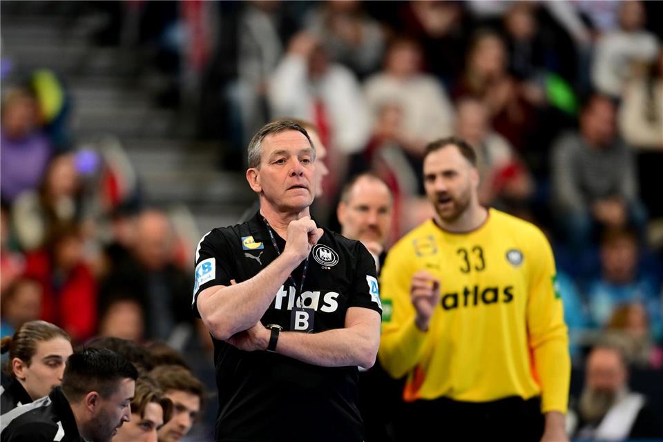 Alfred Gislason spricht mit Blick auf die EM-Auslosung vom härtesten Turnier seiner Karriere. Sina Schuldt/dpa