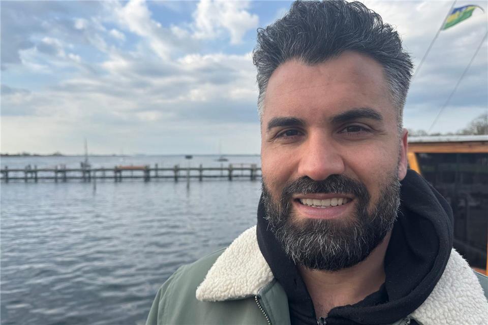 Ali sagt, er habe zuvor noch nie einen Wal gesehen.Christopher Hirsch/dpa