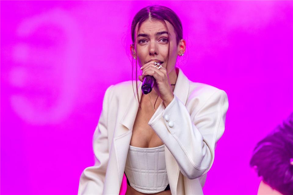 Alina Süggeler berichtet offen von ihrer Hirnblutung und wie sie ihr Leben und ihren Blick auf die Zukunft verändert hat. (Archivbild)Frank Hammerschmidt/dpa