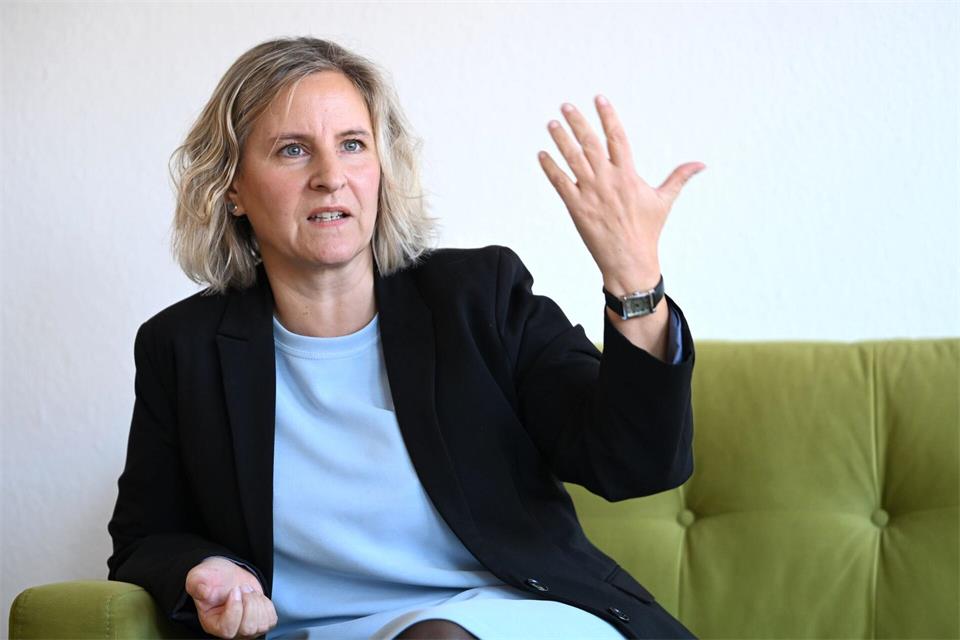„Allein um die Bevölkerung in Rheinland-Pfalz von einer weiteren Kostenexplosion zu schützen, müsste klar sein, dass man auf erneuerbare Energien setzt“, sagt Eder. Jennifer Brückner/dpa