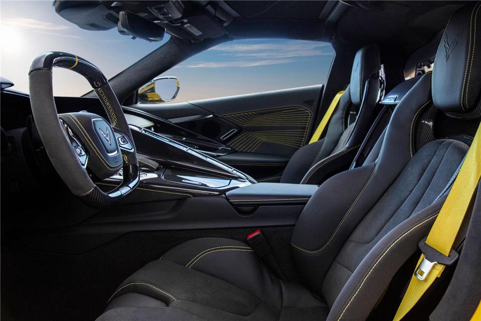 Alles im Griff: Das Lenkrad erinnert an High Performance - die Materialauswahl und lieblose Gestaltung erinnert eher an Durchschnitt.Chevrolet/dpa-tmn