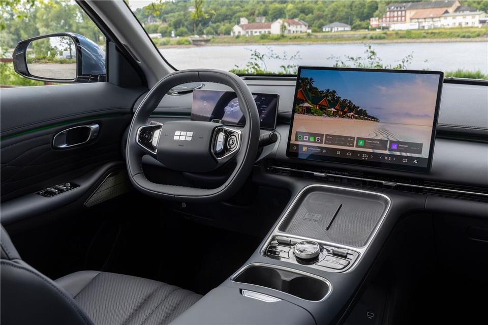Alles im digitalen Blick: Ohne Bildschirme können aktuelle Autos wie der Starray offensichtlich nicht mehr auskommen.weigl.biz/Geely/dpa-tmn