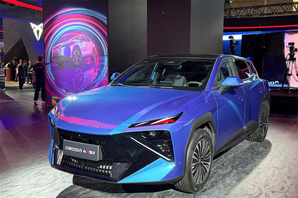 Alles nur retro in Paris? Nein, Modelle wie der Omoda 4 bieten sich SUV-Freunden an.Thomas Geiger/dpa-tmn