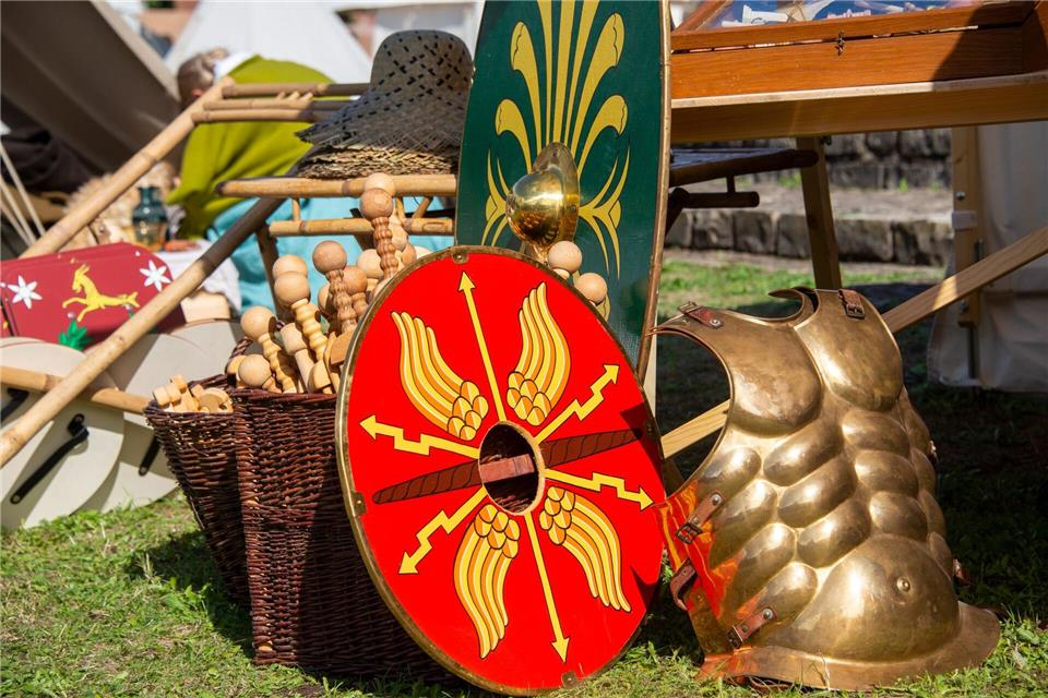 Alles rund um römische Legionäre erfahren Interessierte am diesjährigen Römertag etwa im Binger Wald, in Ingelheim und in Worms. (Symbolbild)Harald Tittel/dpa