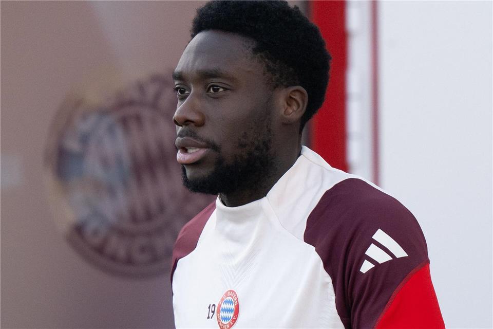 Alphonso Davies trainiert wieder in München. (Archivbild)Sven Hoppe/dpa
