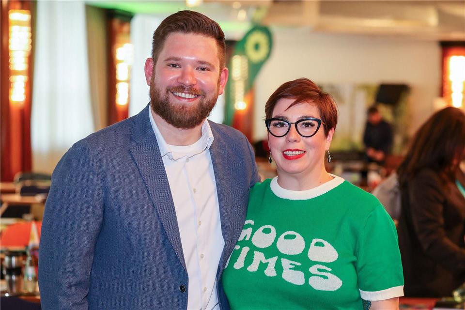Als Co-Vorsitzender will Dennis Helmich (l) der designierten Spitzenkandidatin den Rücken freihalten. Peter Gercke/dpa-Zentralbild/dpa