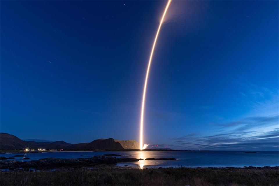 Als Nutzlast hatte die Spectrum-Rakete fünf wissenschaftliche Satelliten mehrerer Universitäten und ein wissenschaftliches Experiment geladen. -/Isar Aerospace/dpa