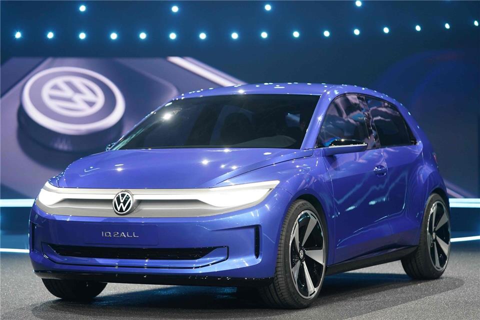 Als Studie hieß der Elektro-Polo 2023 noch ID.2all. Die Serienversion soll jetzt wieder den Namen Polo tragen. (Archivbild)Marcus Brandt/dpa