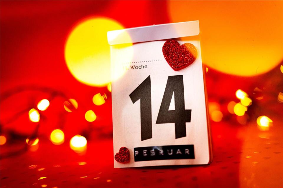 Am 14. Februar ist es wieder so weit: der Valentinstag.Sina Schuldt/dpa