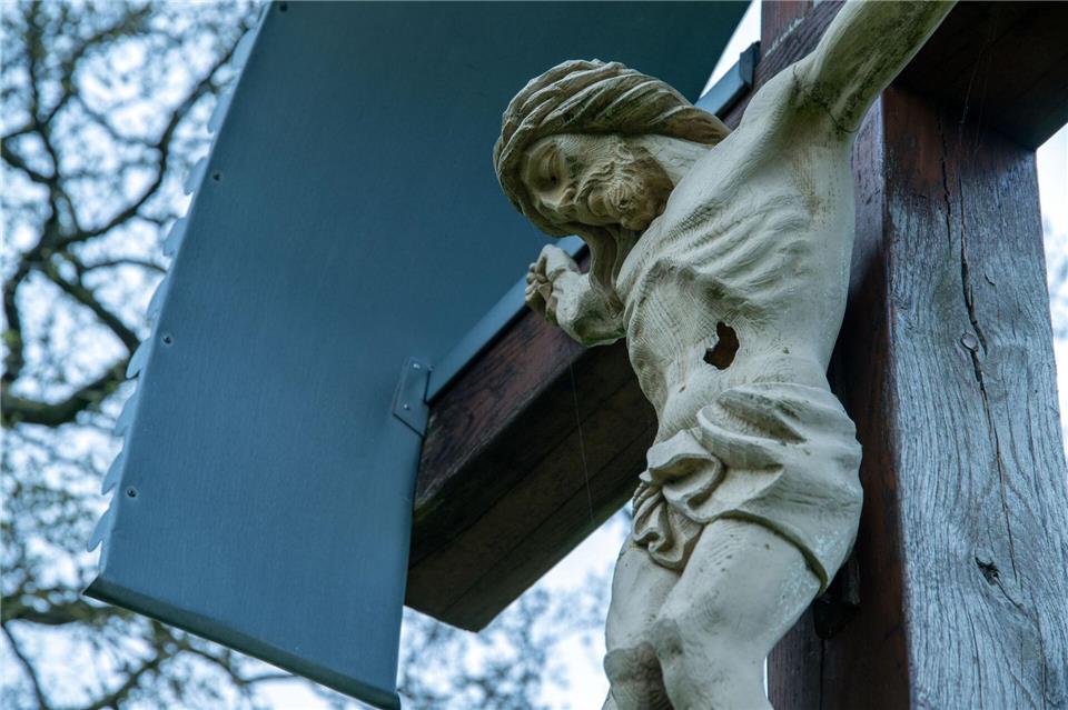 Am Aschermittwoch beginnt die Fastenzeit. Diese Wochen sollen Christinnen und Christen nutzen, um sich auf Ostern vorzubereiten. (Symbolbild)Pia Bayer/dpa