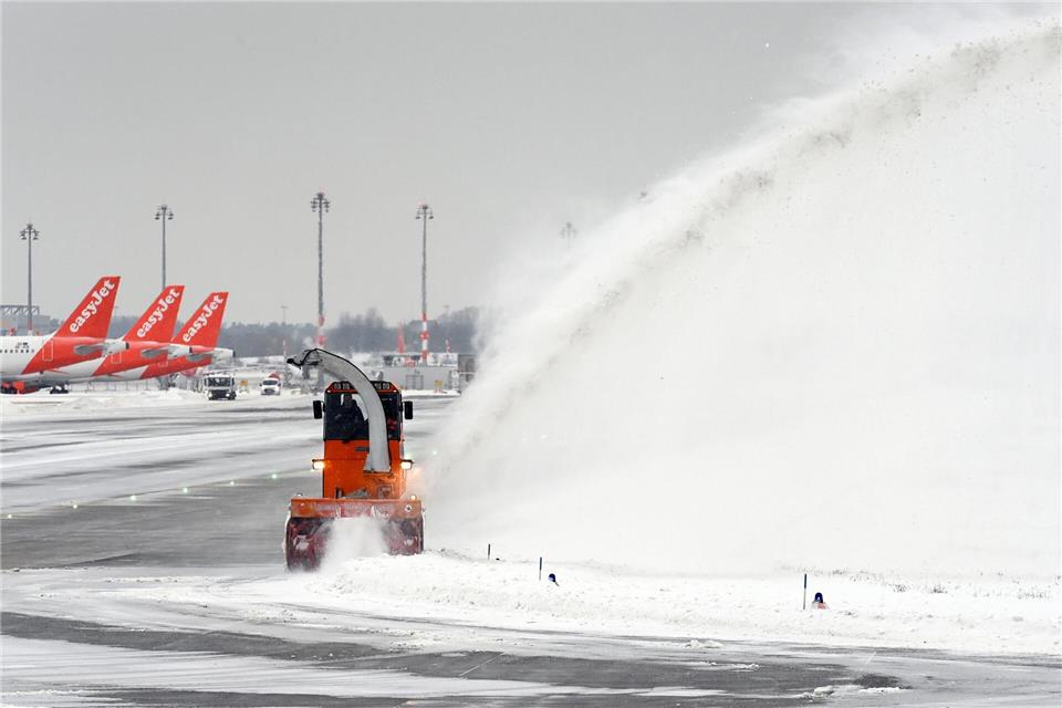 Am BER läuft der Flugbetrieb weitestgehend normal. (Archivbild)Soeren Stache/dpa-Zentralbild/dpa