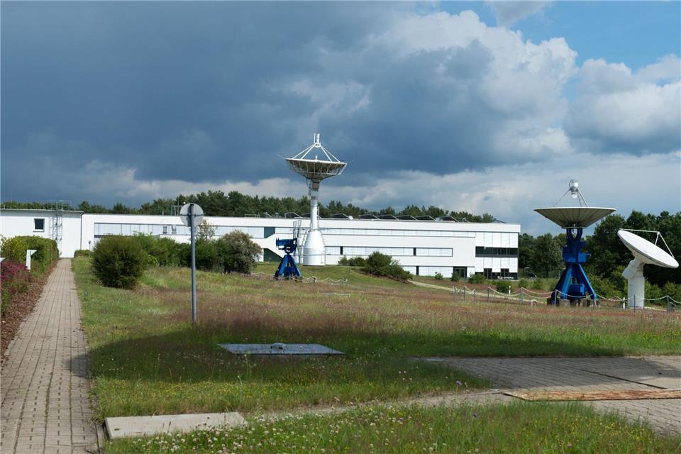 Am Deutschen Zentrum für Luft- und Raumfahrt in Neustrelitz wird ein neues Forschungsgebäude gebaut. (Archivbild)picture alliance / dpa