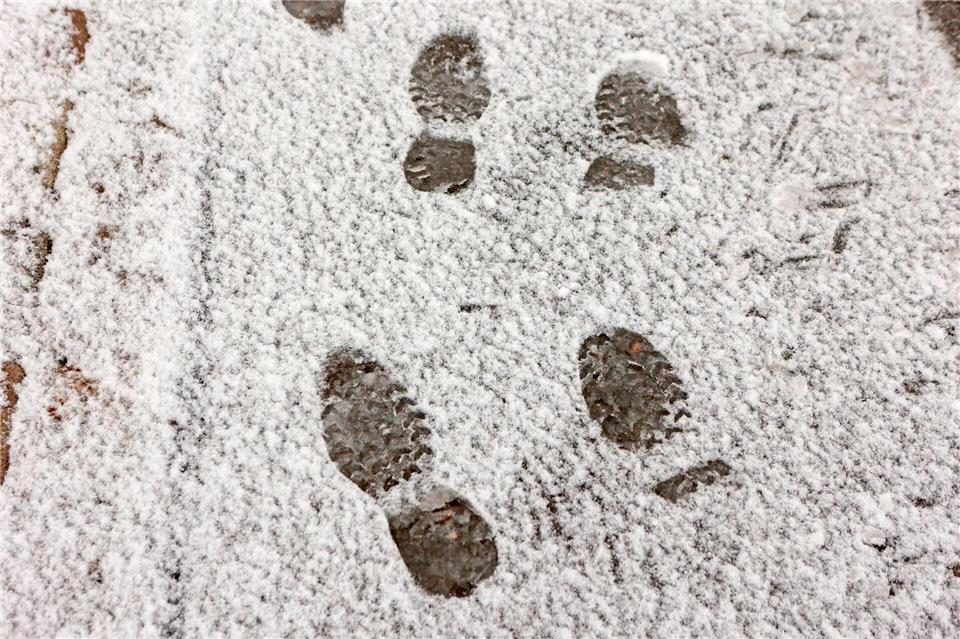 Am Donnerstag kann es schon ab 300 Metern schneien. (Symbolbild)Matthias Bein/dpa