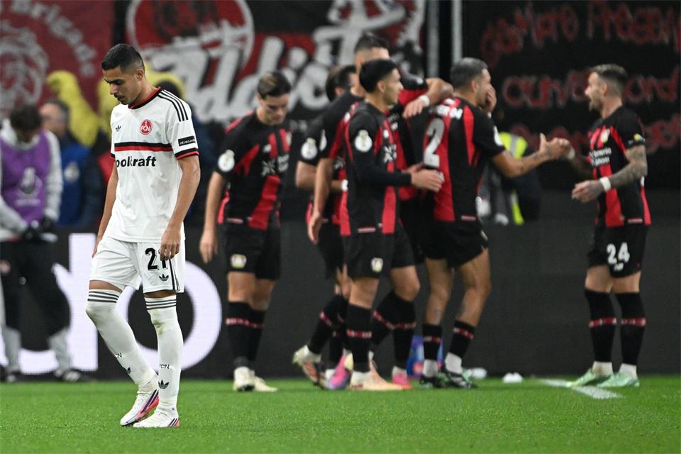 Am Ende war Bundesligist Bayer Leverkusen zu stark für den 1. FC Nürnberg. Federico Gambarini/dpa