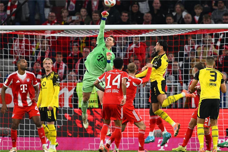 „Irre“ und „Wahnsinn“: Kane erfreut mit Rundum-sorglos-Paket Am Ende wurde es für den FC Bayern doch nochmal eng.Sven Hoppe/dpa