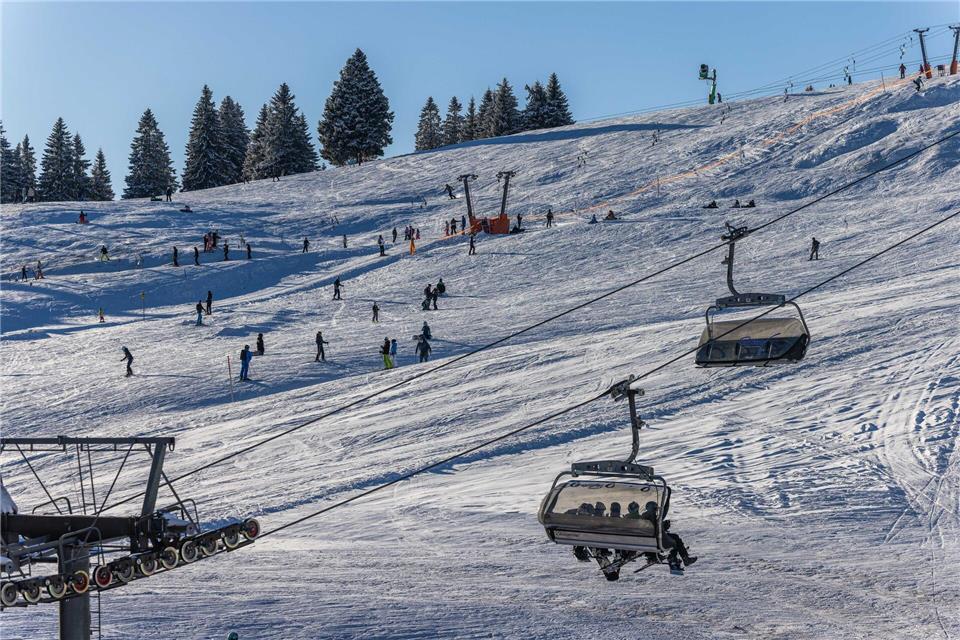 Am Feldberg ist die Skisaison in vollem Gange.Philipp von Ditfurth/dpa